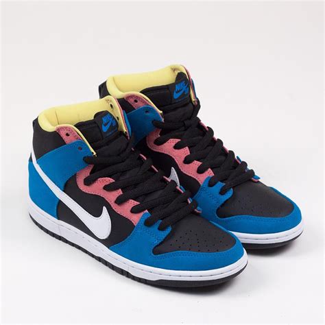 Nike high tops dunks